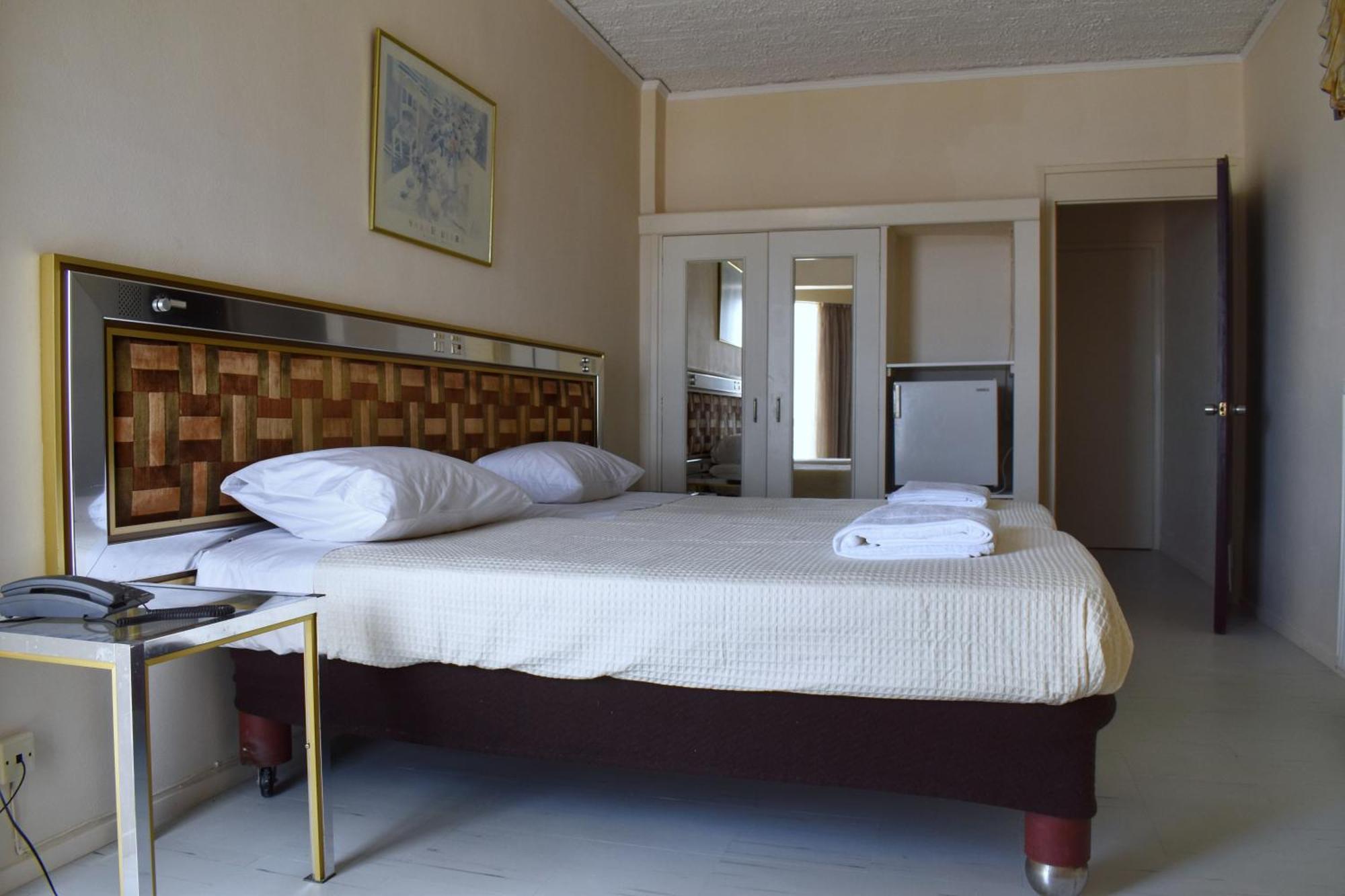 Hotel Theoxenia Mesolóngion Exteriör bild