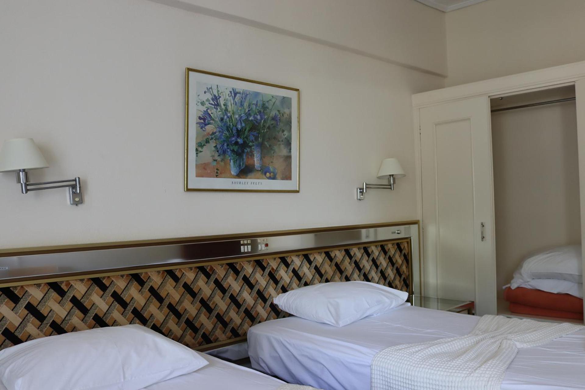 Hotel Theoxenia Mesolóngion Exteriör bild